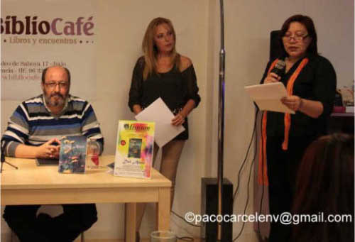 Presentación del Poemario Del Alma en Bibliocafé