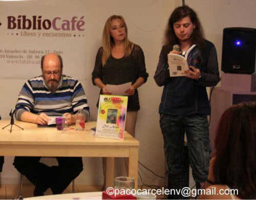 Presentación del Poemario Del Alma en Bibliocafé