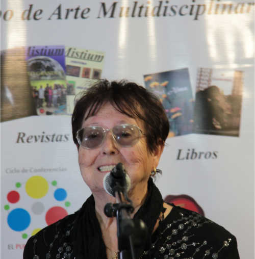 Presentación del poemario de Josefa García Vives