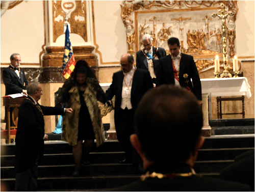 Ceremonia de ingreso en el, Insigne Capítul de l'Almoina de Sant Jordi de Cavallers del Centenar de la Ploma