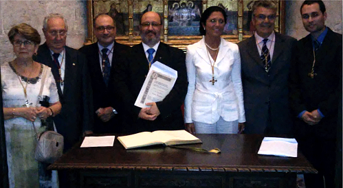 Ingreso en la Cofradía del Santo Cáliz