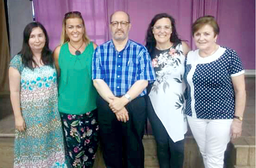 Elenco de actrrices y autor de los sainetes