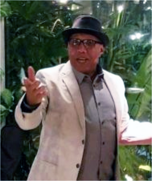 El cantante y compositor Humberto Upierre.