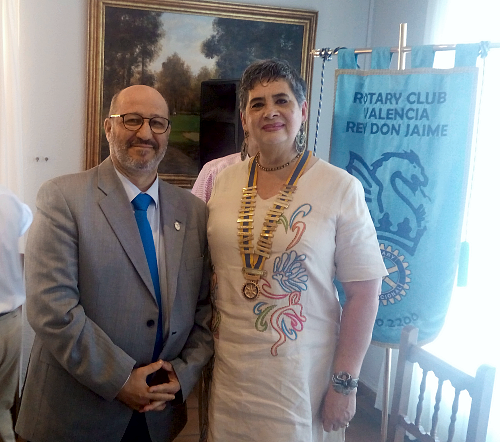 Junto a Magdalena Espinoza Marroquín