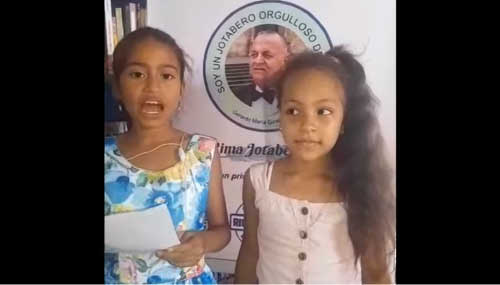 Recital en Rima Jotabé en la escuelita de Gerardo